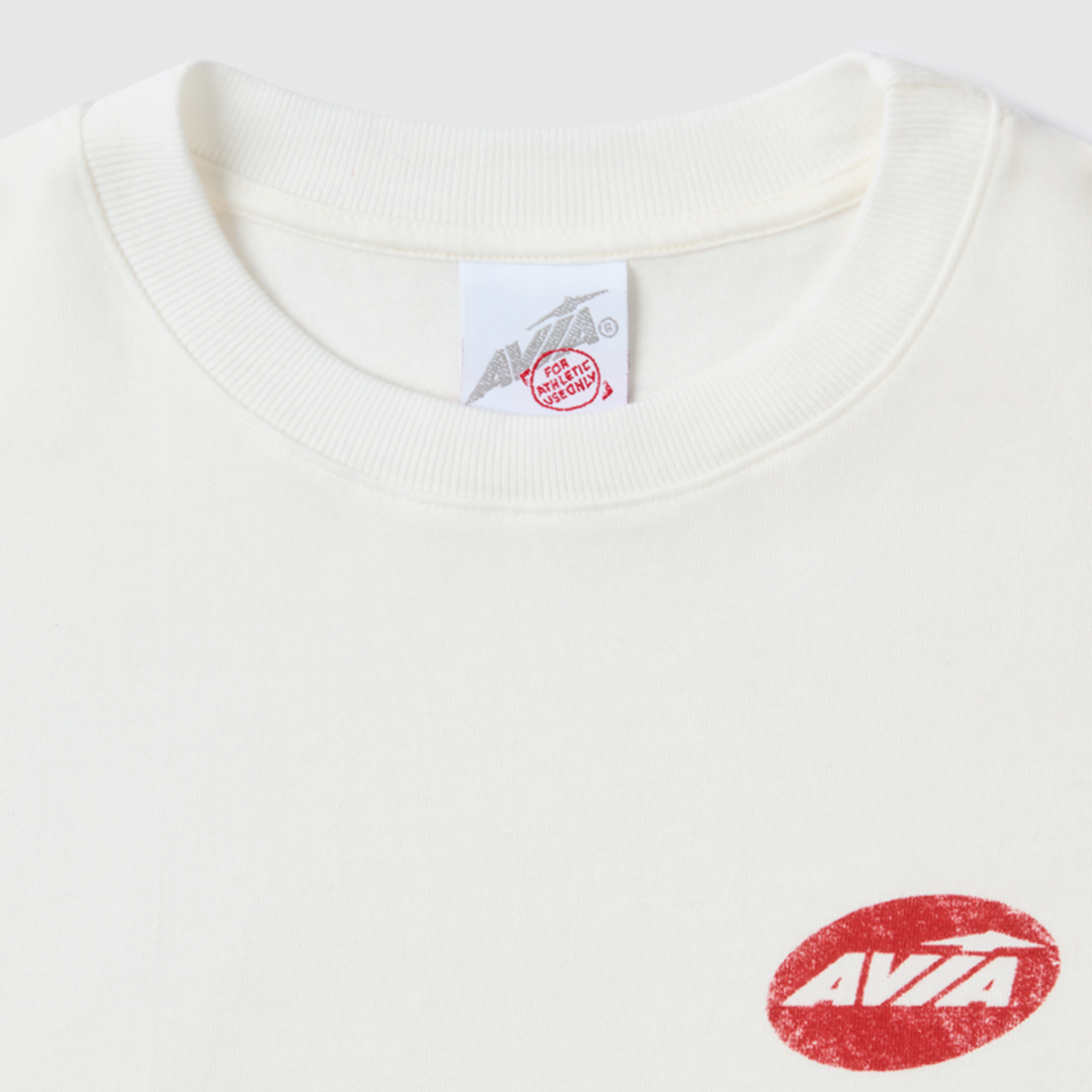 Avia Round Logo T-Shirt - Red